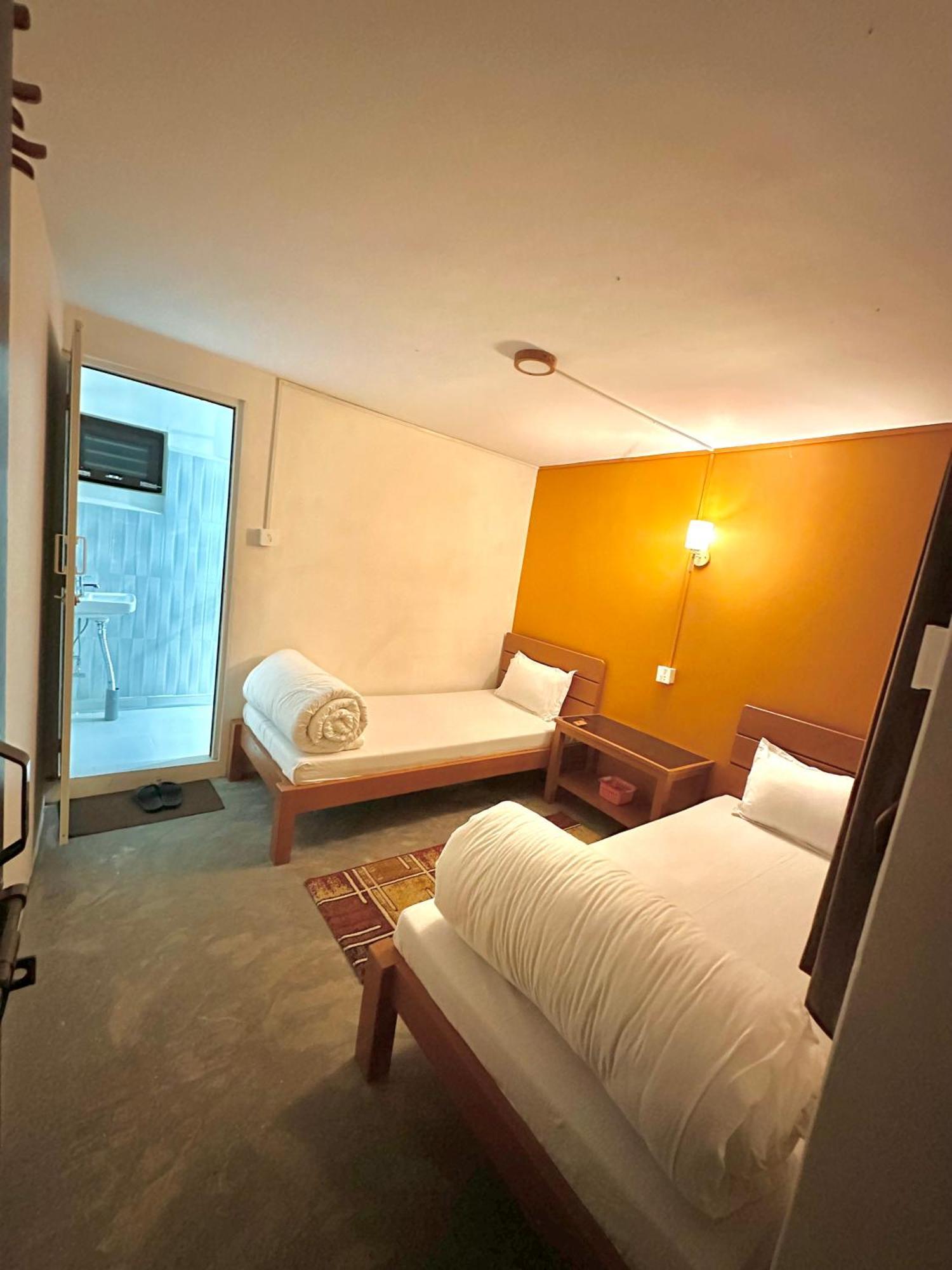 Hill Top Lodge Ghandruk Astam Exterior photo